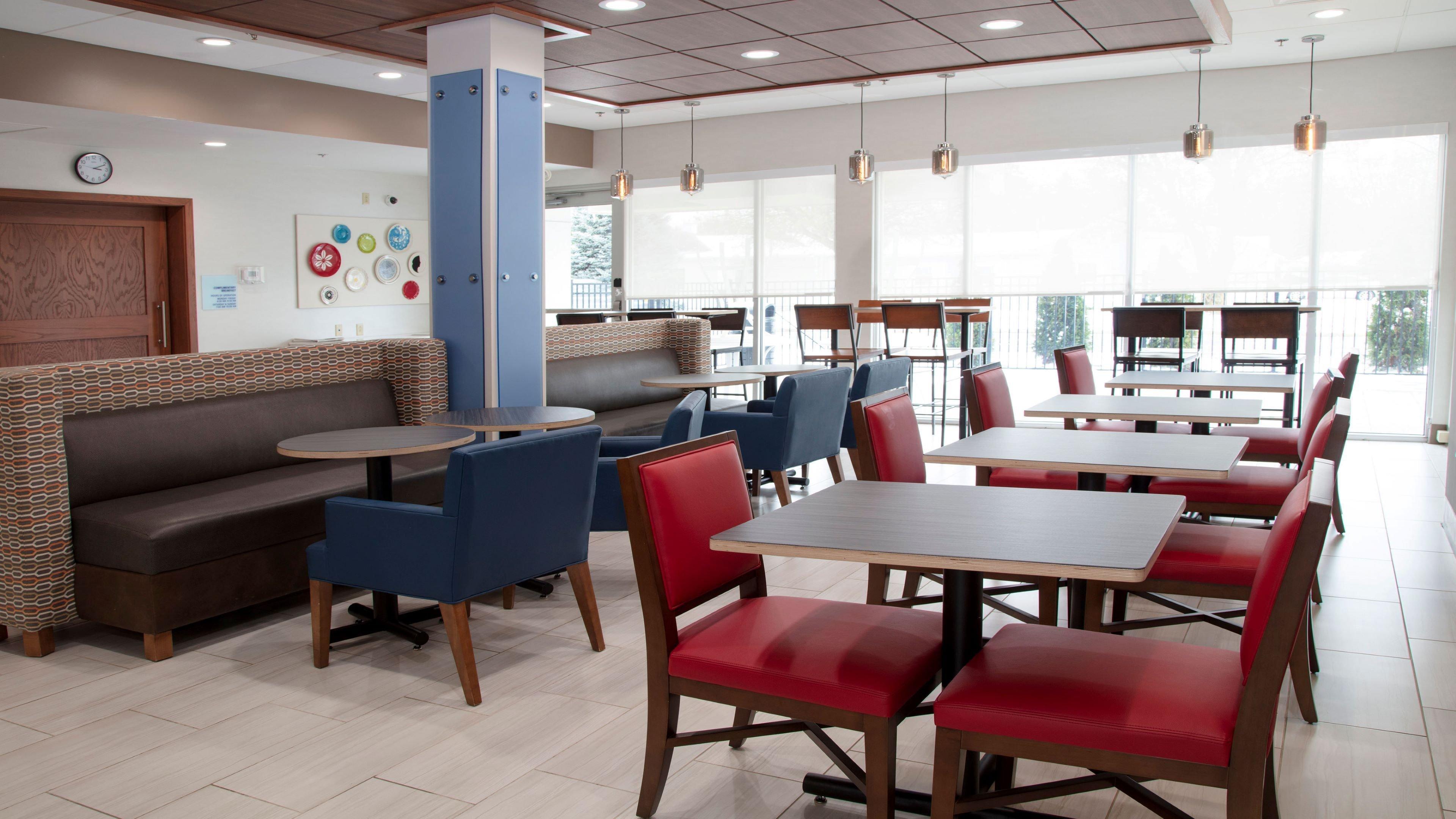Holiday Inn Express & Suites - Marion By Ihg Eksteriør billede